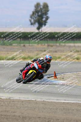 media/May-25-2025-Lets Ride (Sun) [[0ff033e448]]/B Group/1120am (Grapevine)/